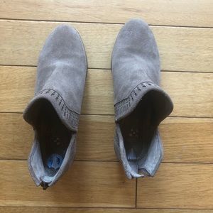 Vince Camuto Booties